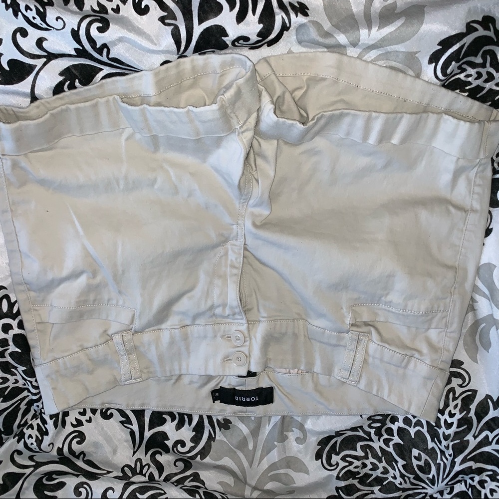 Khaki shorts